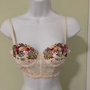 Bebe Embellished Lace Bustier in Cream